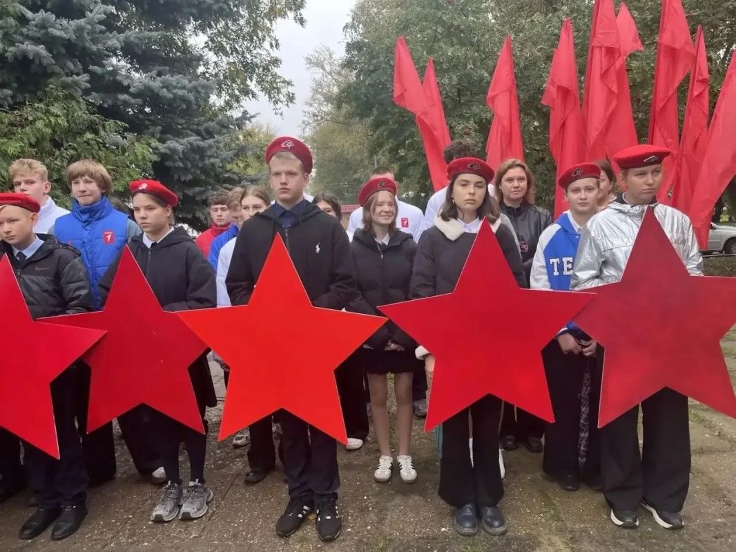В селе Рамзай Мокшанского района состоялся митинг, посвящённый открытию мемориальной доски Александру Константиновичу Дручкову - герою Великой Отечественной войны, почётному гражданину Пензенской области В селе Рамзай Мокшанского района состоялся митинг, посвящённый открытию мемориальной доски Александру Константиновичу Дручкову - герою Великой Отечественной войны, почётному гражданину Пензенской области