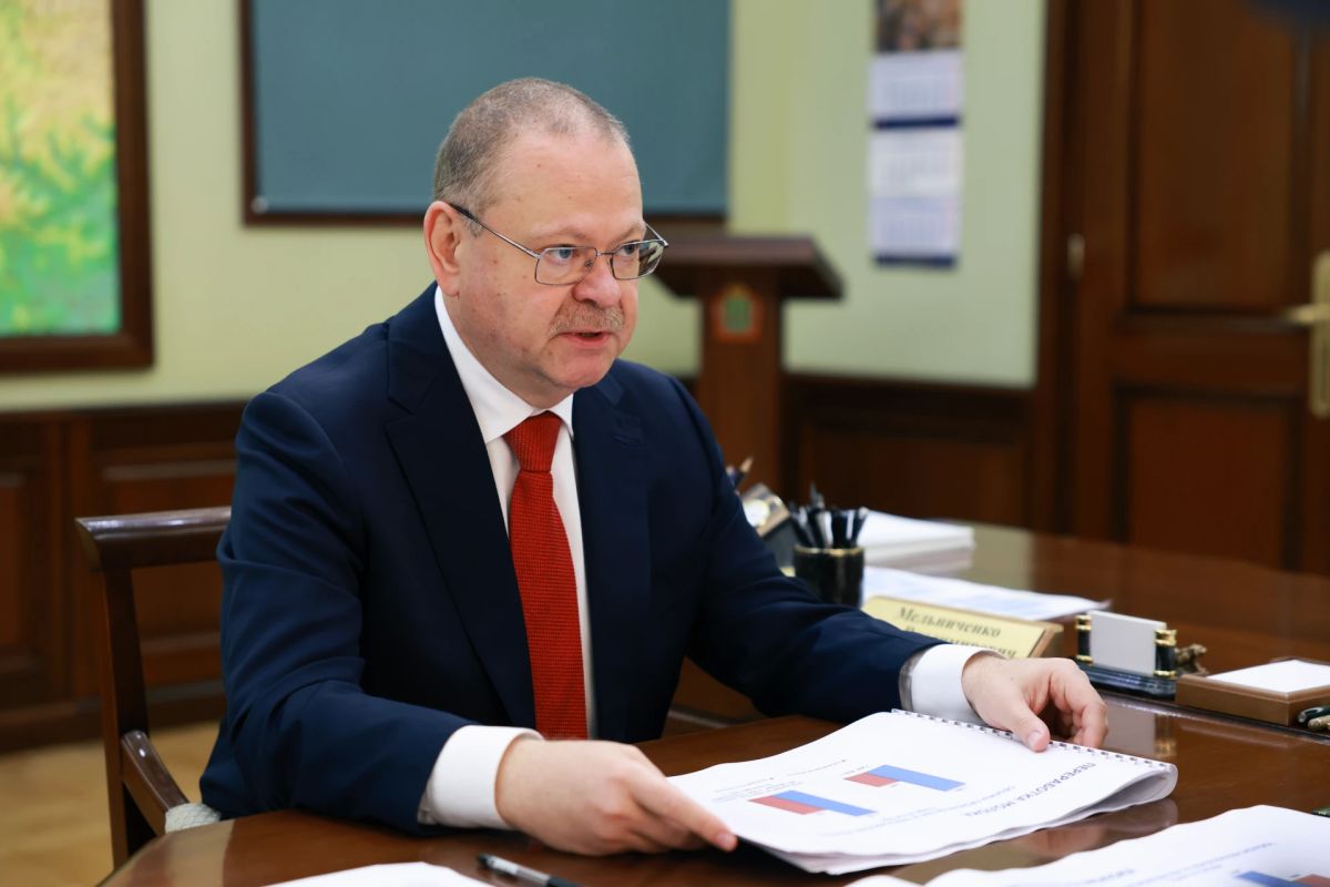 Оксана Лут и Олег Мельниченко обсудили развитие АПК Пензенской области Оксана Лут и Олег Мельниченко обсудили развитие АПК Пензенской области