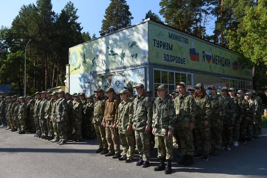 Бойцы отряда «Тигр» и ребята из ДНР поучаствовали в выездном голосовании Бойцы отряда «Тигр» и ребята из ДНР поучаствовали в выездном голосовании
