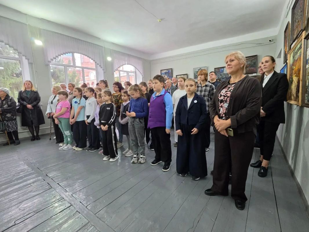 Алексей Марьин приветствовал участников открытия выставки «Промышленность России» Алексей Марьин приветствовал участников открытия выставки «Промышленность России»