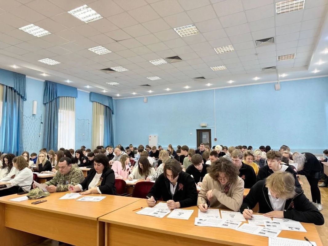 В День среднего профессионального образования мы решили заглянуть туда, где куется спортивная слава нашего региона В День среднего профессионального образования мы решили заглянуть туда, где куется спортивная слава нашего региона