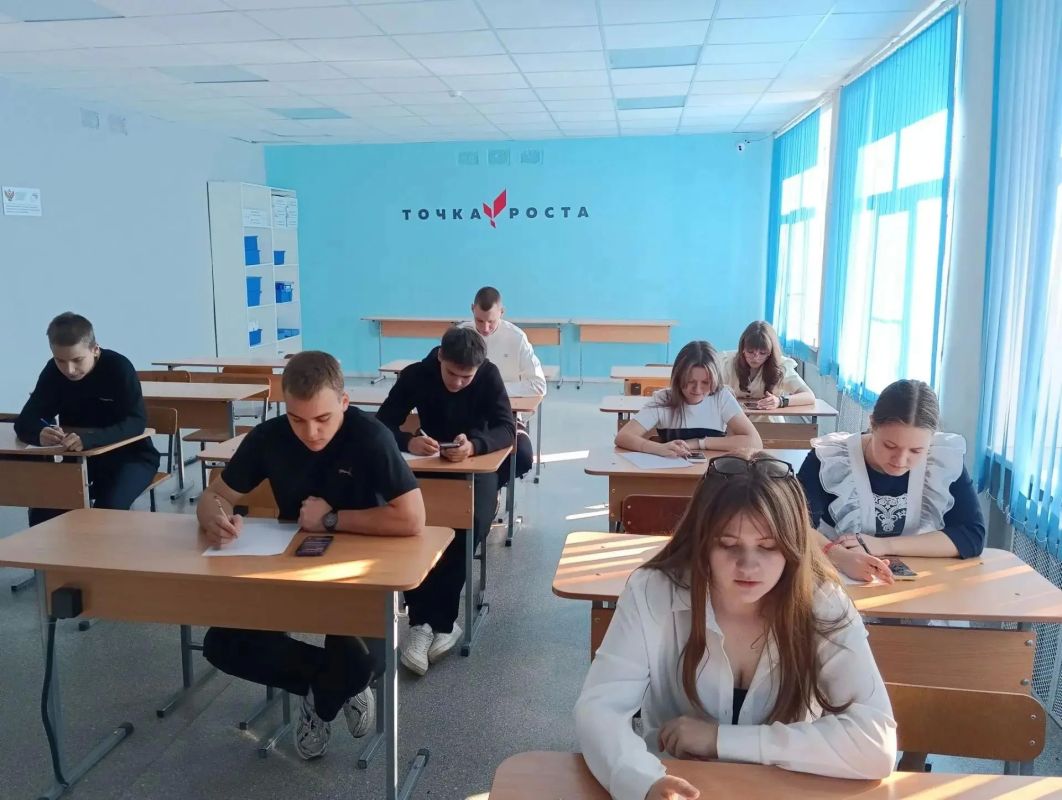 Завершилась Всероссийская физико-техническая контрольная «Выходи решать!», организованная Московским физико-техническим институтом Завершилась Всероссийская физико-техническая контрольная «Выходи решать!», организованная Московским физико-техническим институтом