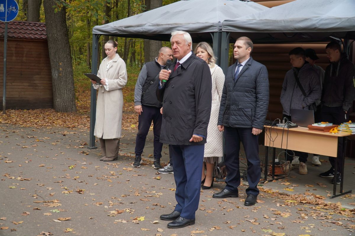 Александр Ломовцев поздравил победителей «СТУДзаБЕГа»