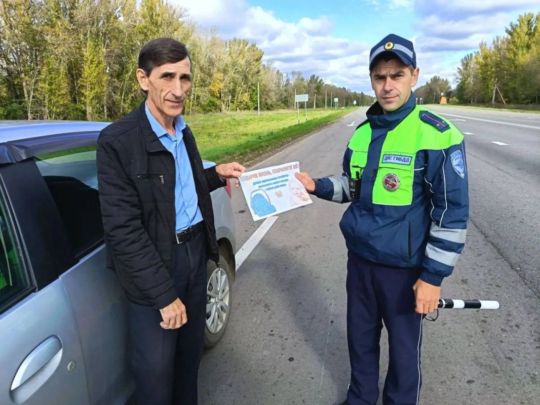 В Наровчатском районе автоинспекторы напомнили водителям об использовании детских удерживающих устройствах при перевозке юных пассажиров В Наровчатском районе автоинспекторы напомнили водителям об использовании детских удерживающих устройствах при перевозке юных пассажиров
