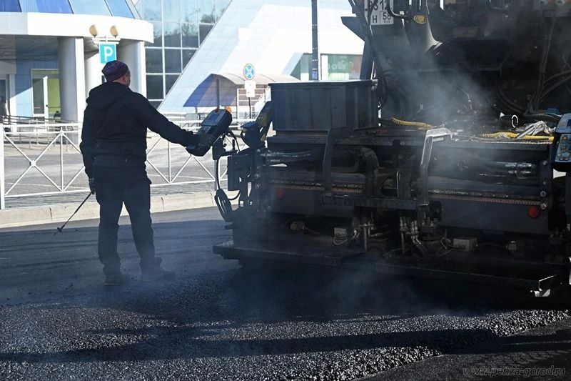Пензавтодор продолжает ремонт дороги на улице Бакунина Пензавтодор продолжает ремонт дороги на улице Бакунина