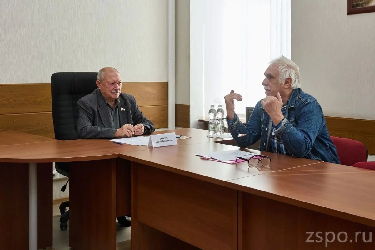 Сергей Егоров рассмотрел обращения пензенцев Сергей Егоров рассмотрел обращения пензенцев