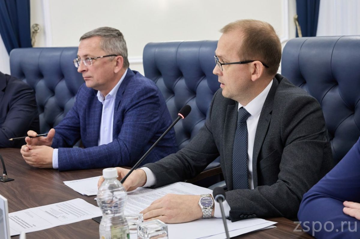 Прогноз социально-экономического развития и проект регионального бюджета рассмотрены в областном правительстве Прогноз социально-экономического развития и проект регионального бюджета рассмотрены в областном правительстве