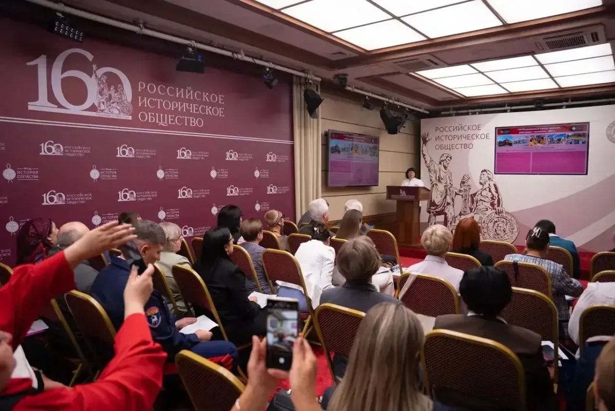 Олег Мельниченко: Поздравляю нашу землячку, Народного учителя Пензенской области Ольгу Филипповну Бирюкову, которая стала серебряным призером VIII Международного конкурса краеведов, работающих с молодежью Олег Мельниченко: Поздравляю нашу землячку, Народного учителя Пензенской области Ольгу Филипповну Бирюкову, которая стала серебряным призером VIII Международного конкурса краеведов, работающих с молодежью