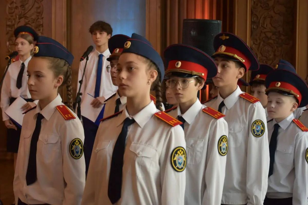 В Пензенской областной филармонии состоялась торжественная церемония посвящения учащихся в кадеты В Пензенской областной филармонии состоялась торжественная церемония посвящения учащихся в кадеты