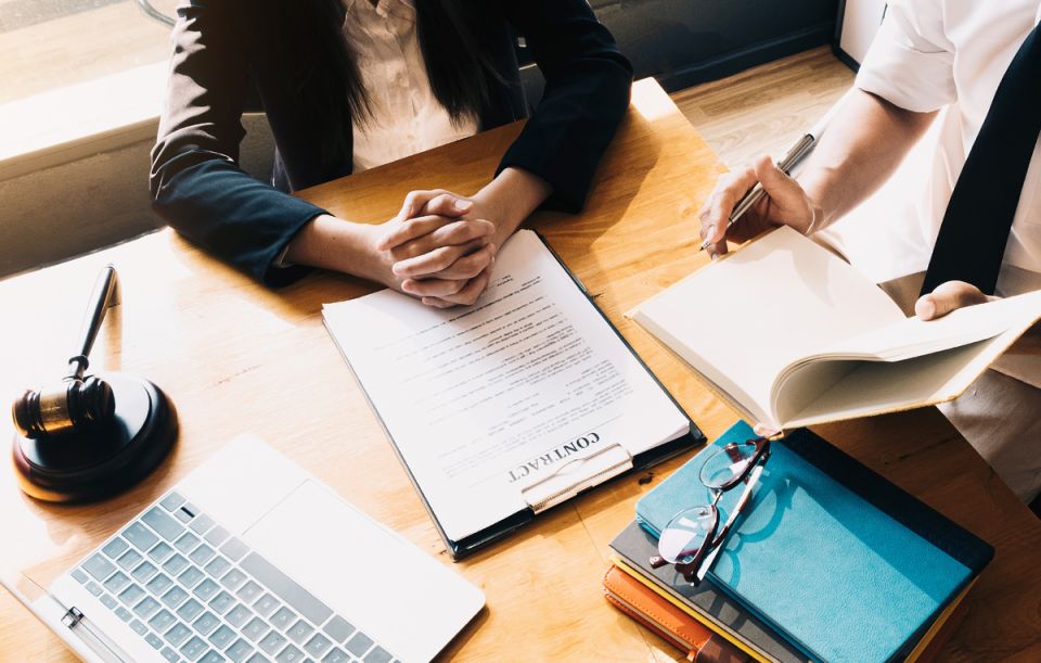 Защитите свои авторские права: как избежать плагиата и недобросовестного использования