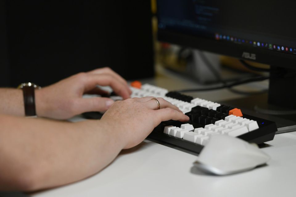 ����� ������ �� ���������� ������������� �� � �����������