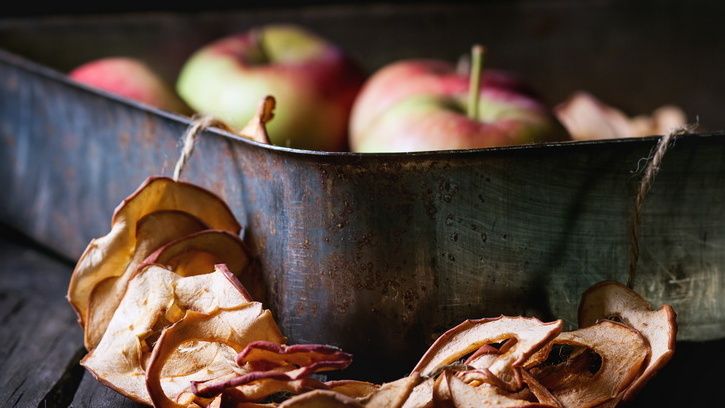 Как весенние подкормки увеличили урожай яблок в три раза