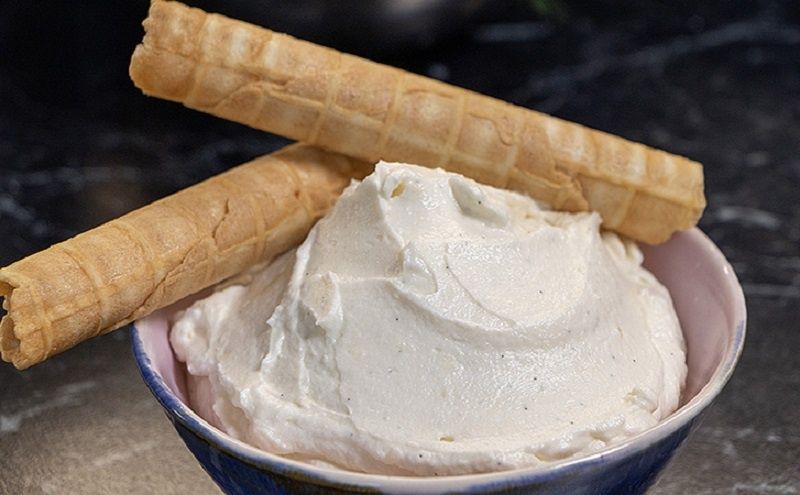 Идеальный крем за 10 минут: воздушная прослойка для любого десерта