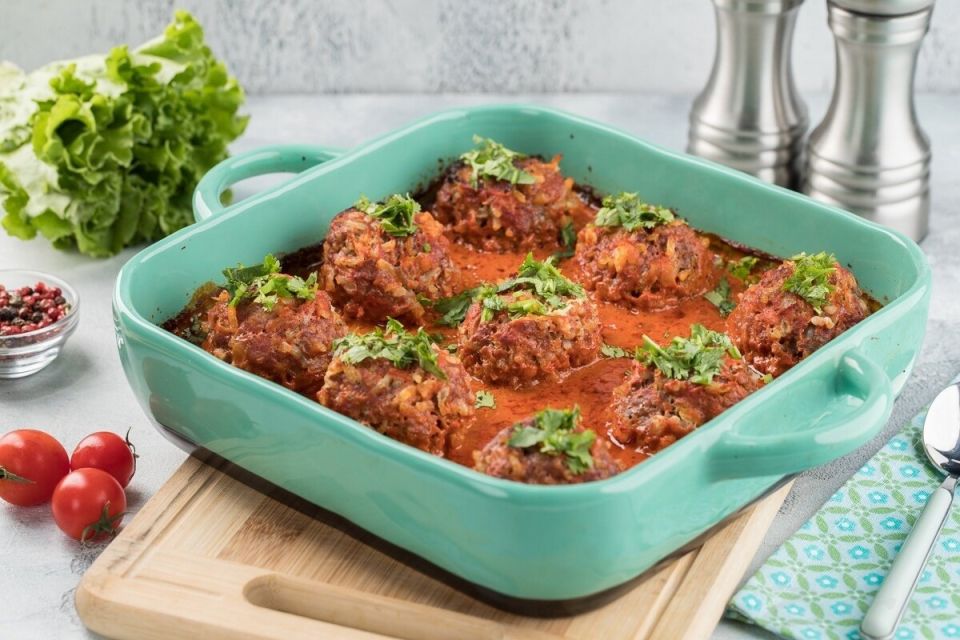 Вкусные тефтели в томатном соусе: простой и быстрый рецепт