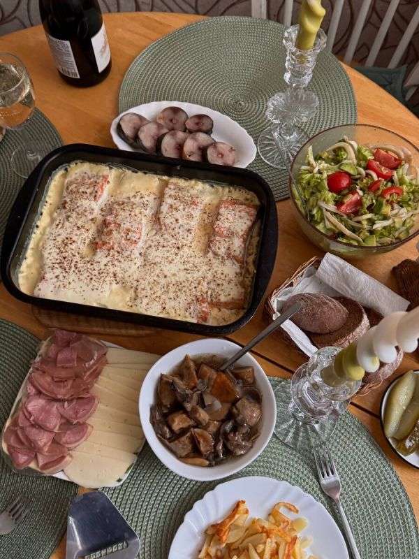 Как приготовить лосось под сливочным соусом для праздничного стола